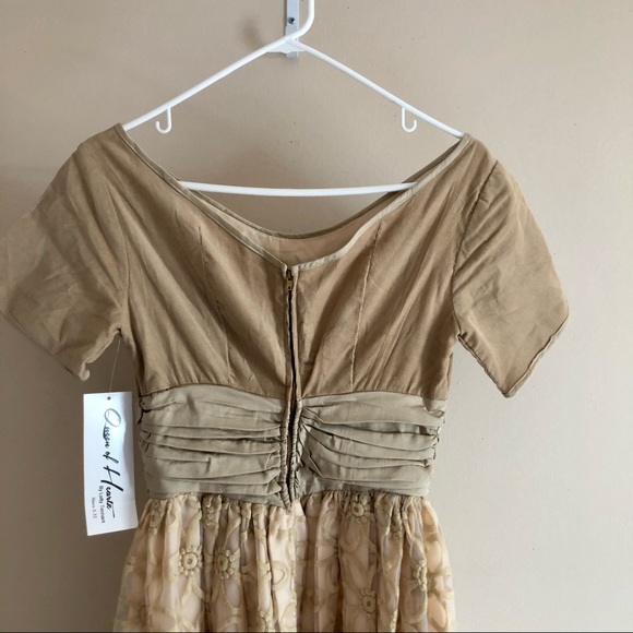 Queen of Heartz Dress w/ Embroidered Floral Skirt - Picture 6 of 9